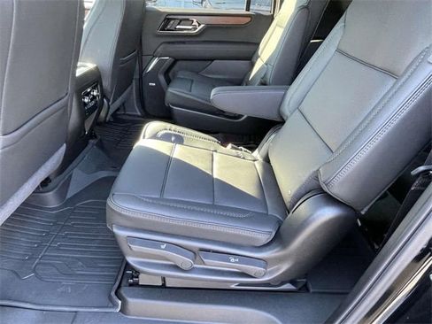 New 2026 GMC Yukon XL Denali w/ LPO, Floor Liner Package image 9