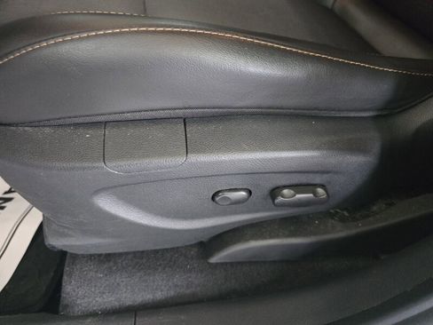 Used 2018 Chevrolet Trax LT w/ Sun & Sound Package FWD image 19