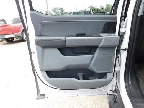 Used 2023 Ford F150 Lightning XLT image 23