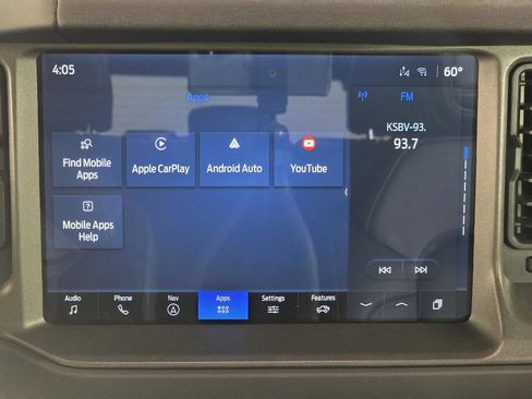 Used 2025 Ford Bronco Badlands image 39