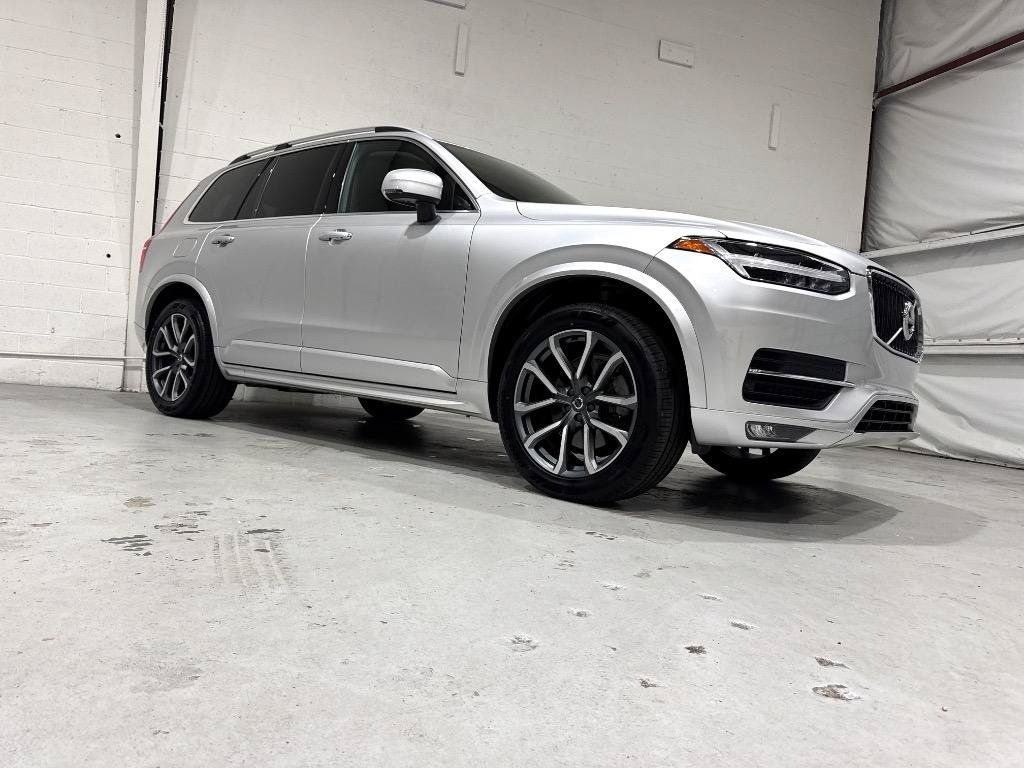 Used 2019 Volvo XC90 T6 Momentum w/ Protection Package AWD/4WD image 9