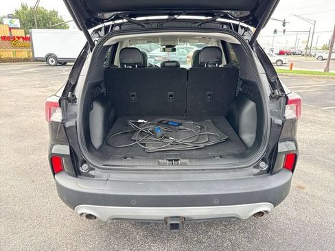 Used 2022 Ford Escape Titanium w/ Titanium Premium Package FWD image 24