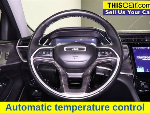Used 2021 Jeep Grand Cherokee L Limited AWD/4WD image 17