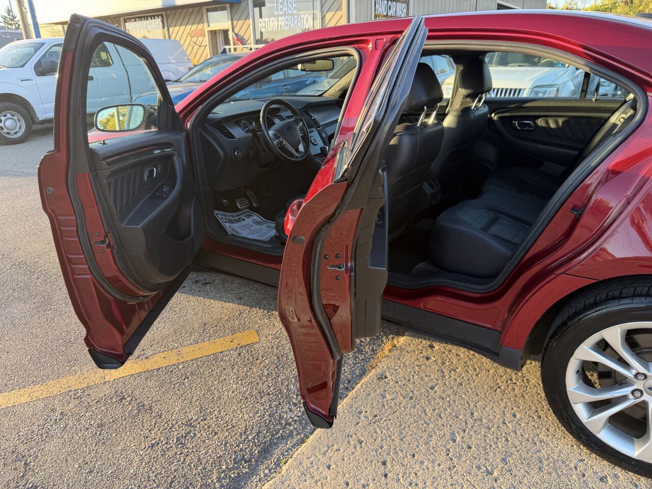 Used 2013 Ford Taurus SHO AWD/4WD image 37