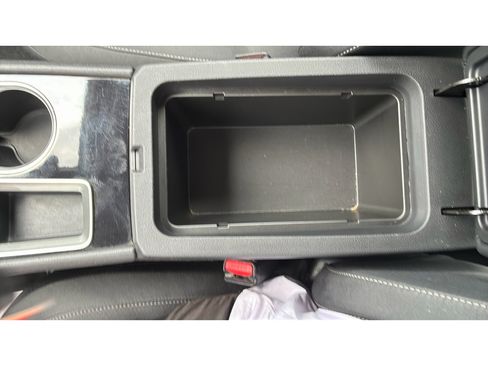 Used 2024 Nissan Altima 2.5 SV FWD image 18