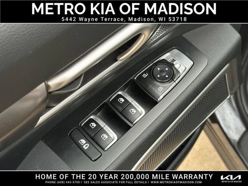 Used 2025 Kia Telluride S AWD/4WD image 12