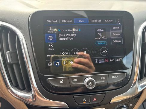 Used 2022 Chevrolet Equinox Premier AWD/4WD image 27