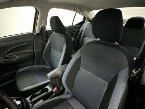 New 2025 Nissan Versa SV w/ Trunk Package image 9