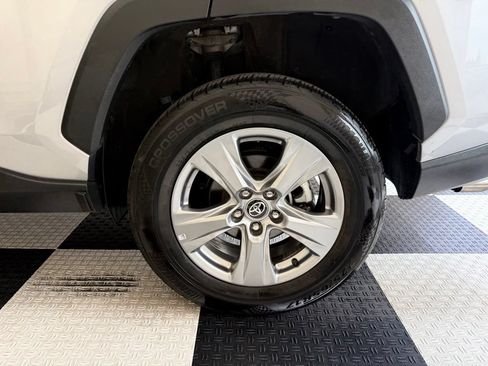 Used 2024 Toyota RAV4 XLE FWD image 10