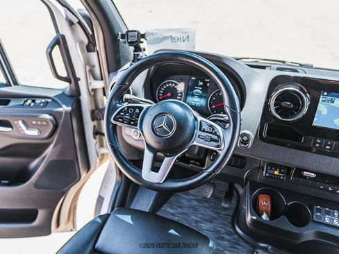 Used 2019 Mercedes-Benz Sprinter 4x4 170 image 19