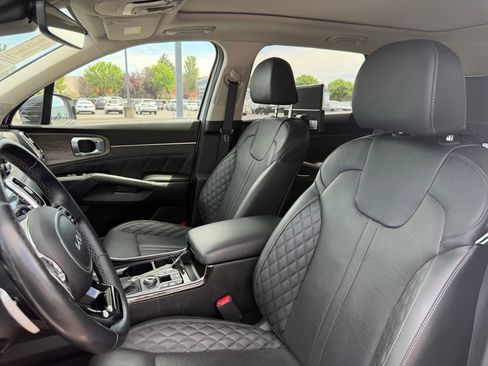 Used 2022 Kia Sorento SX Prestige AWD/4WD image 15