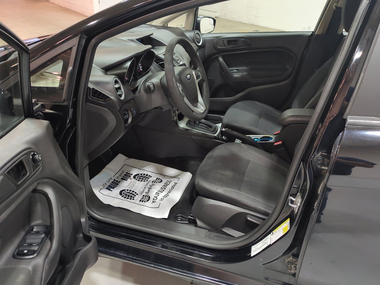 Used 2017 Ford Fiesta SE w/ Cold Weather Package FWD image 15