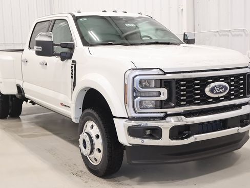 New 2026 Ford F450 King Ranch w/ Chrome Package image 2