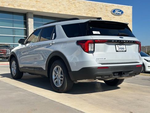 New 2026 Ford Explorer Active image 54