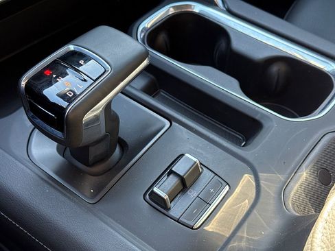 Used 2024 GMC Sierra 1500 Denali w/ Technology Package image 28