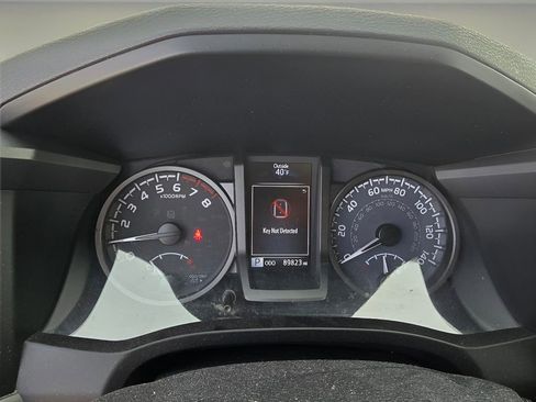 Used 2021 Toyota Tacoma TRD Off-Road image 21