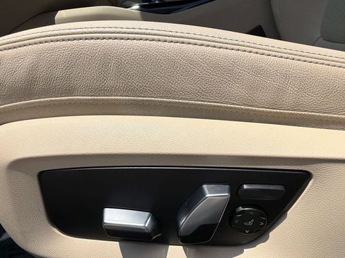 Used 2023 BMW 530i w/ Premium Package RWD image 15