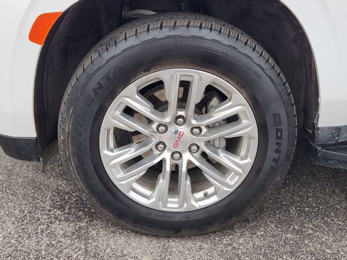 Certified 2024 GMC Yukon SLT w/ SLT Premium Package image 15