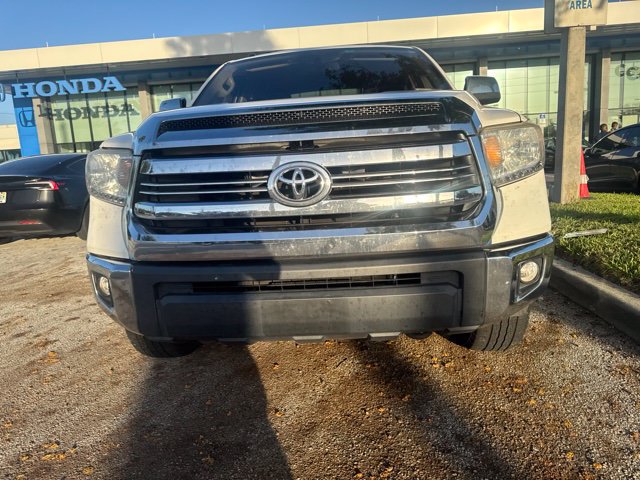 Used 2016 Toyota Tundra SR5 w/ SR5 Upgrade Package AWD/4WD image 17
