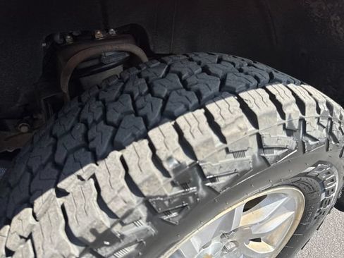 Used 2018 Chevrolet Silverado 1500 LT w/ All Star Edition AWD/4WD image 32