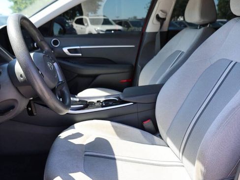 Used 2022 Hyundai Sonata SE FWD image 13