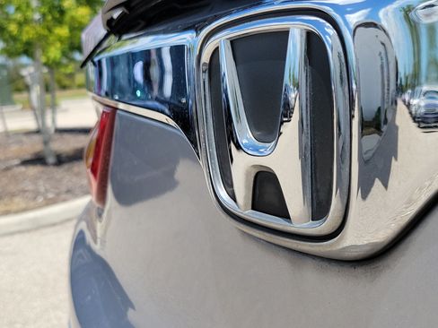 Used 2018 Honda CR-V EX image 7