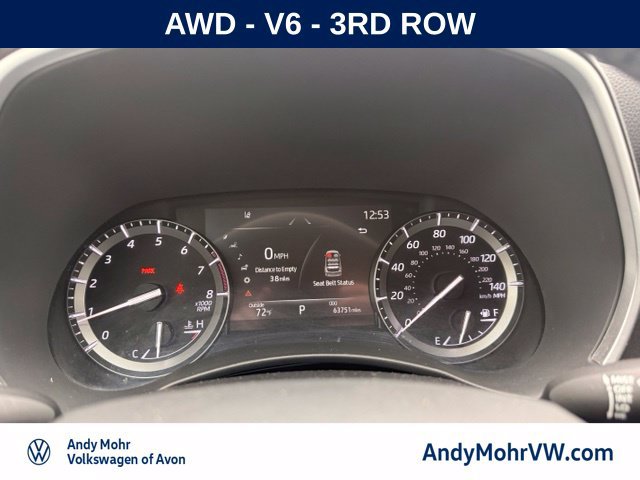 Used 2021 Toyota Highlander XLE AWD/4WD image 23