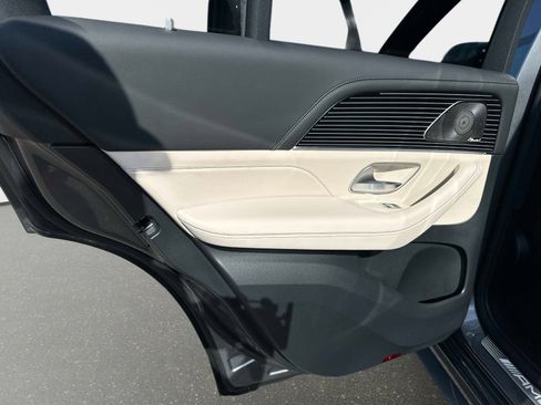 New 2026 Mercedes-Benz GLE 53 AMG 4MATIC image 11