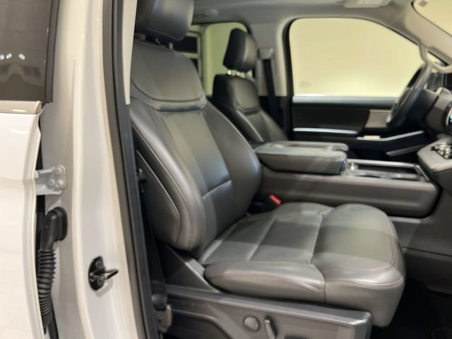 Certified 2025 Ford Expedition Active AWD/4WD image 26