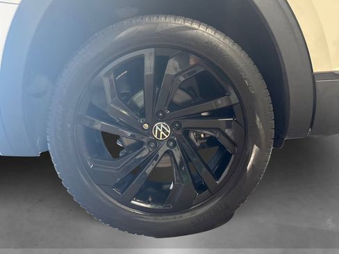 Used 2022 Volkswagen Atlas SE FWD image 20