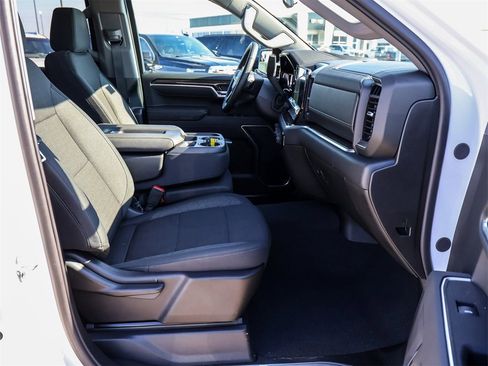 Used 2026 Chevrolet Silverado 1500 LT image 16