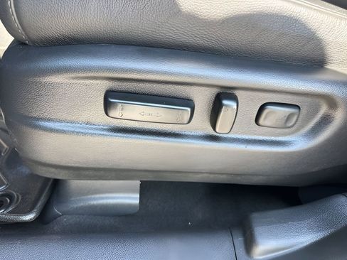 Used 2022 Honda Pilot Special Edition image 10