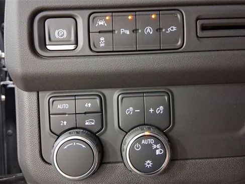 Used 2021 Chevrolet Tahoe LS w/ Driver Alert Package image 27