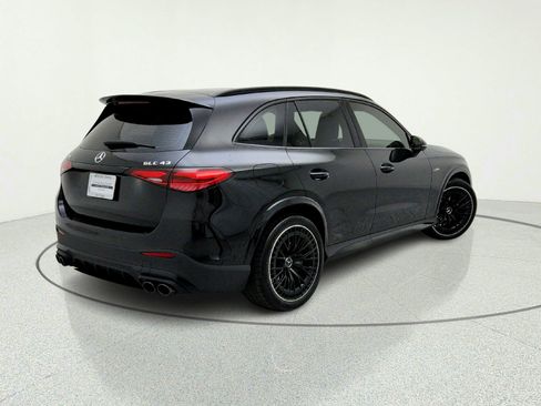 Certified 2025 Mercedes-Benz GLC 43 AMG 4MATIC image 9