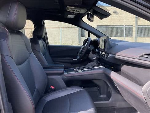 Used 2025 Toyota Sienna XSE image 18