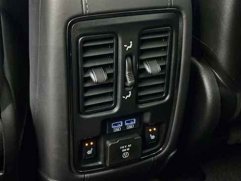 Used 2018 Jeep Grand Cherokee Trackhawk AWD/4WD image 30