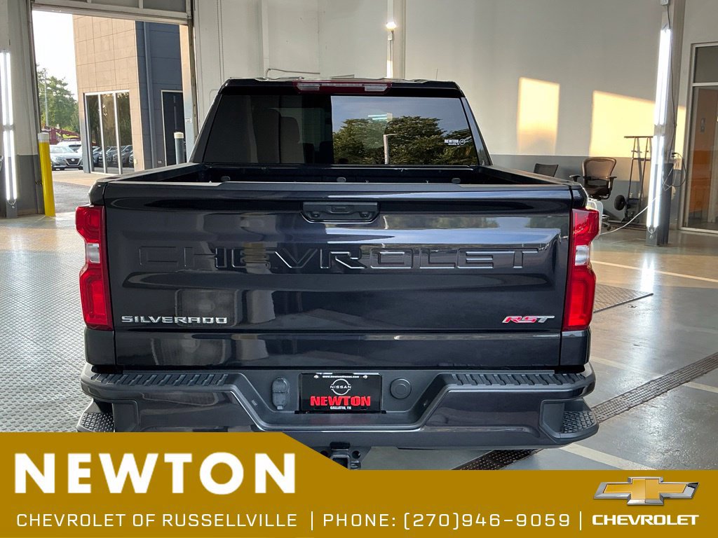 Used 2024 Chevrolet Silverado 1500 RST RWD image 5