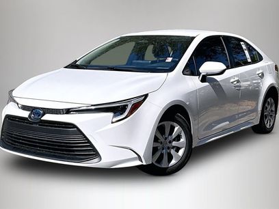 Used 2025 Toyota Corolla LE