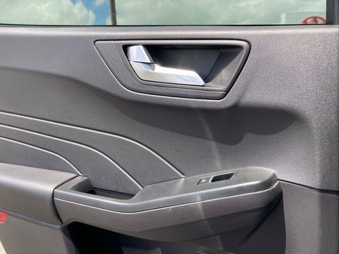 Used 2025 Ford Escape ST-Line image 12