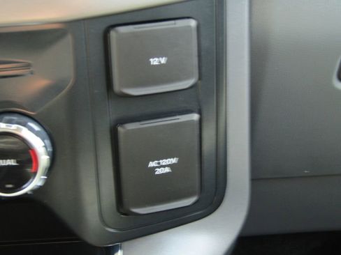 Used 2025 Ford F150 XLT w/ Equipment Group 302A MID image 34