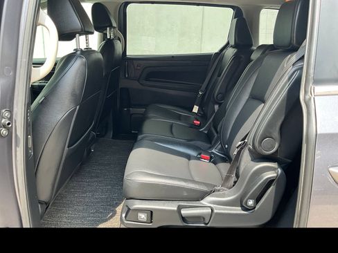 Used 2025 Honda Odyssey EX-L image 9