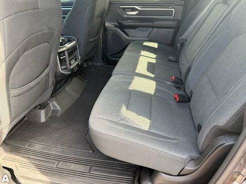 Used 2021 RAM 1500 Big Horn RWD image 16