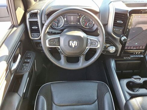 Used 2025 RAM 1500 Laramie image 15