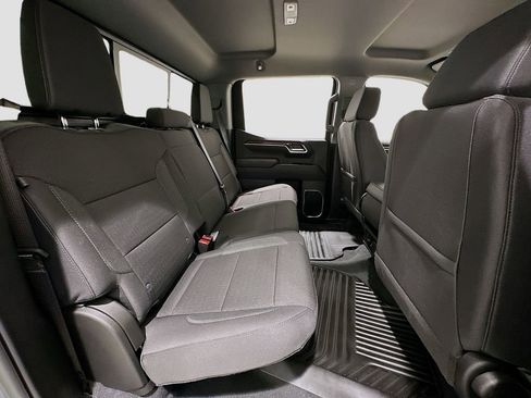 New 2026 GMC Sierra 1500 SLE w/ Preferred Package AWD/4WD image 28