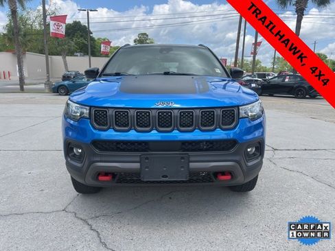 Used 2023 Jeep Compass Trailhawk w/ Trailhawk Convenience Group image 2