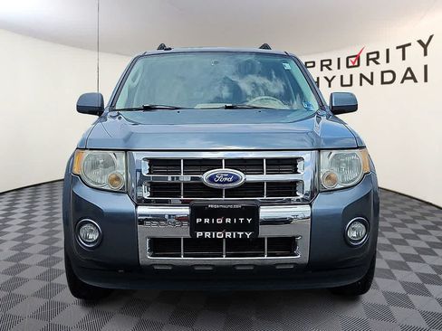 Used 2011 Ford Escape Limited w/ 302A Rapid Spec Order Code FWD image 2