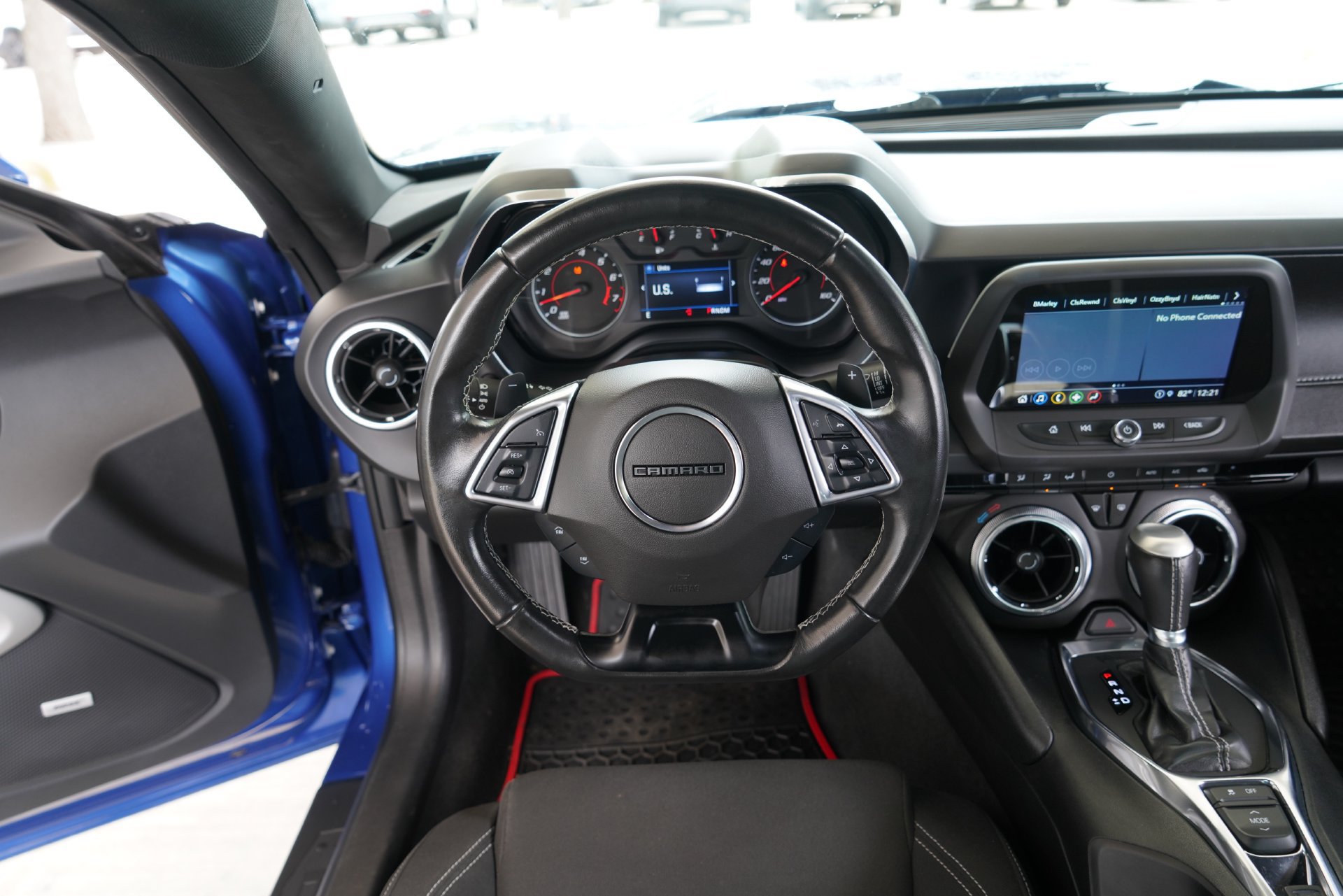 Used 2022 Chevrolet Camaro LT w/ Technology Package RWD image 28