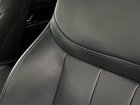 Used 2024 Land Rover Range Rover SE image 19