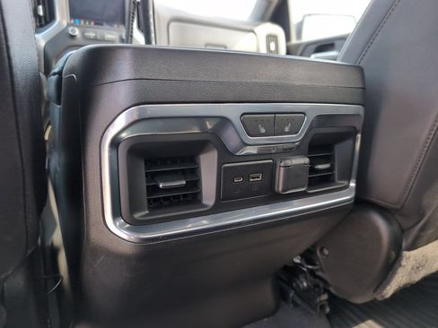Used 2021 Chevrolet Silverado 1500 LTZ w/ LTZ Premium Package AWD/4WD image 14