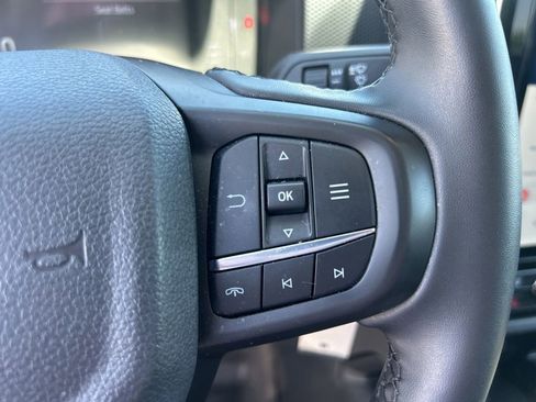 Used 2025 Ford Ranger XLT w/ Black Appearance Package AWD/4WD image 24